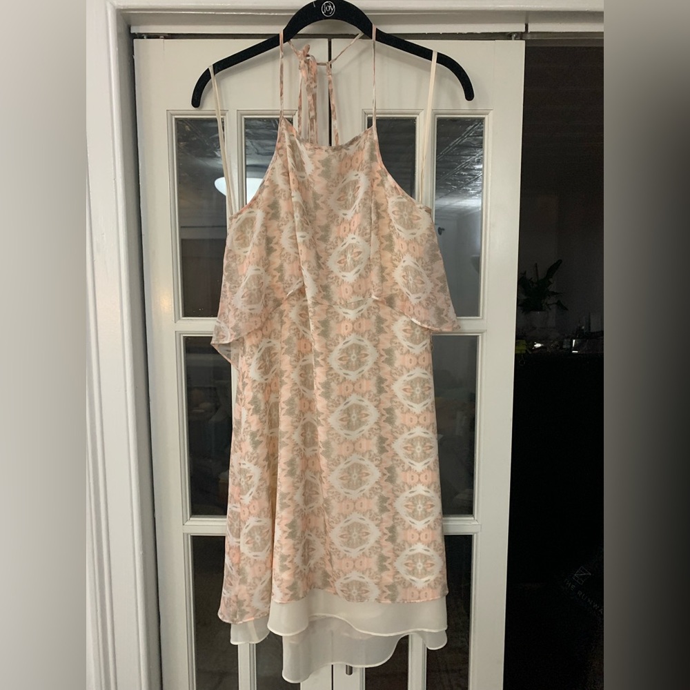 BCBGeneration Size 6 Printed Mini Dress